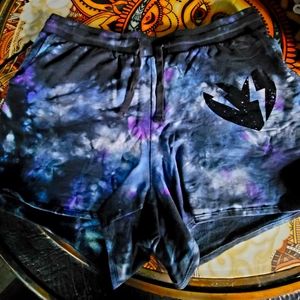 Torrid tie dye pull on shorts